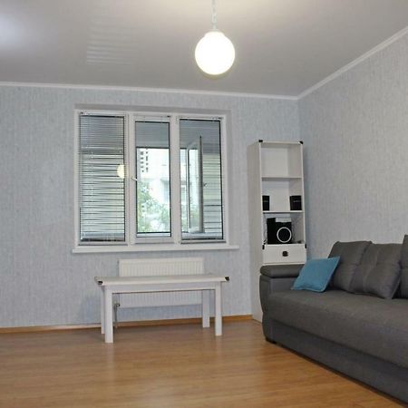 Large 2-Bedroom Apartament In The Center Chisinau Luaran gambar