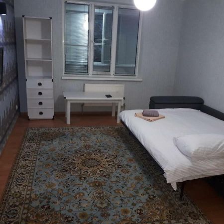 Large 2-Bedroom Apartament In The Center Chisinau Luaran gambar