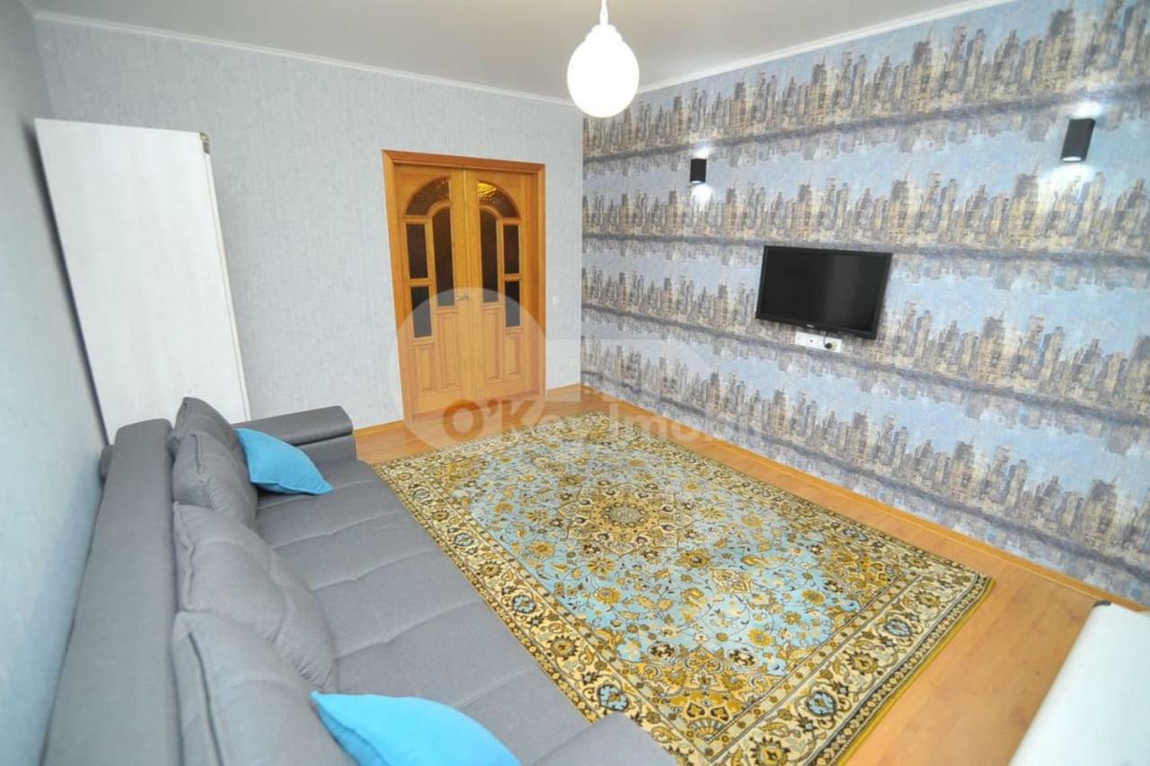 Large 2-Bedroom Apartament In The Center Chisinau Luaran gambar