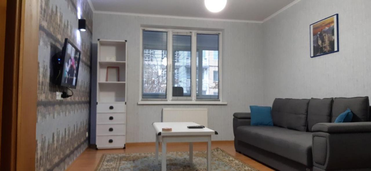 Large 2-Bedroom Apartament In The Center Chisinau Luaran gambar